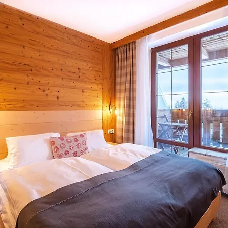 Otel Kukucka Lomnica -