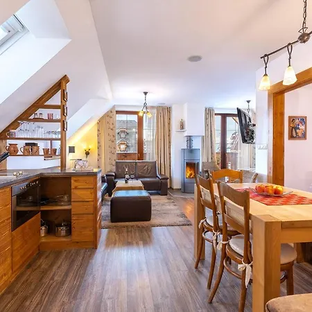 Hotel Kukucka Lomnica -