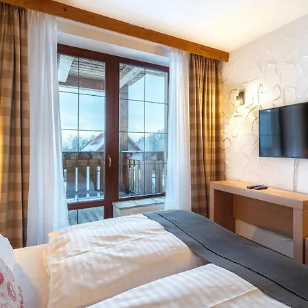 Hotel Kukucka Lomnica -