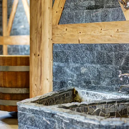 Kukucka Lomnica - מלון טטרנסקה לומניקה